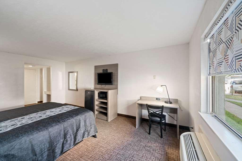 Americas Best Value Inn & Suites Brenham Habitación foto